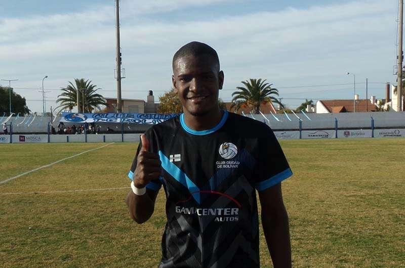 Federal “A”: Sarmiento ya tiene seis caras nuevas para el torneo Federal “A”: Sarmiento ya tiene seis caras nuevas para el torneo