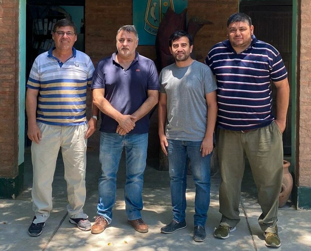 “Trabajo en terreno”: En Pompeya y Sauzalito, el ministro de Gobierno se reunió con intendentes y vecinos