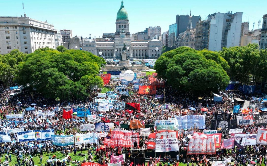 Alimentos: movimientos sociales se reunirán el lunes para anunciar un plan de lucha nacional Alimentos: movimientos sociales se reunirán el lunes para anunciar un plan de lucha nacional