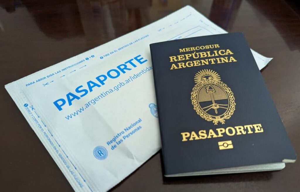 Subieron las tarifas para obtener DNI y Pasaporte Subieron las tarifas para obtener DNI y Pasaporte
