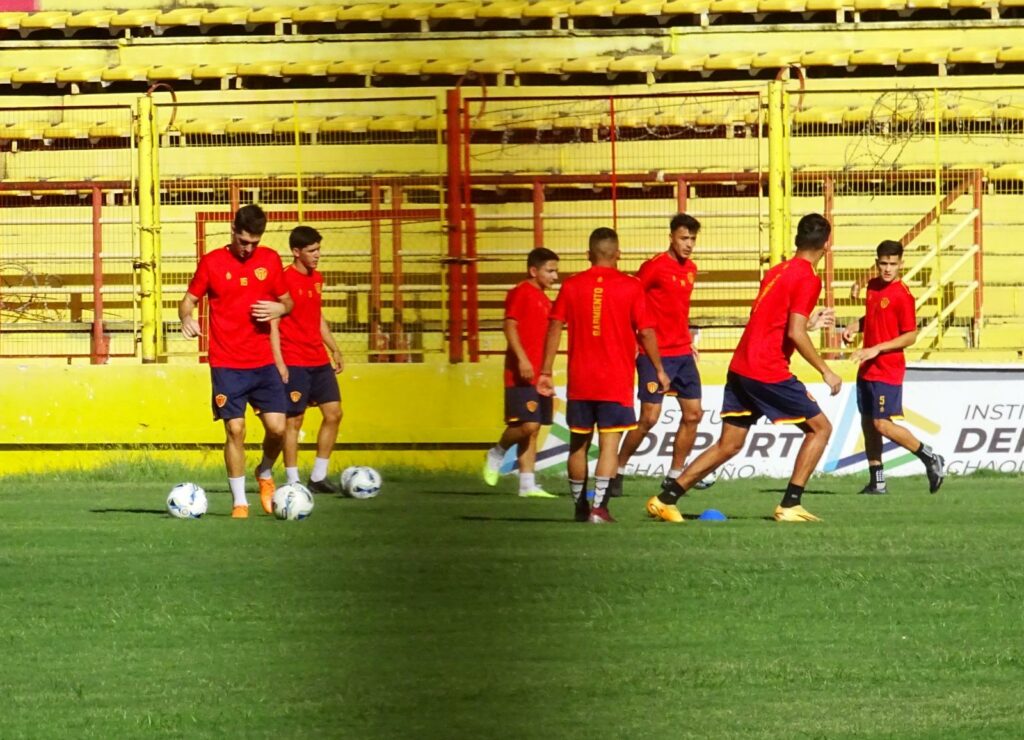 Federal A: Sarmiento recibe a La Banda, puntero del campeonato Federal A: Sarmiento recibe a La Banda, puntero del campeonato