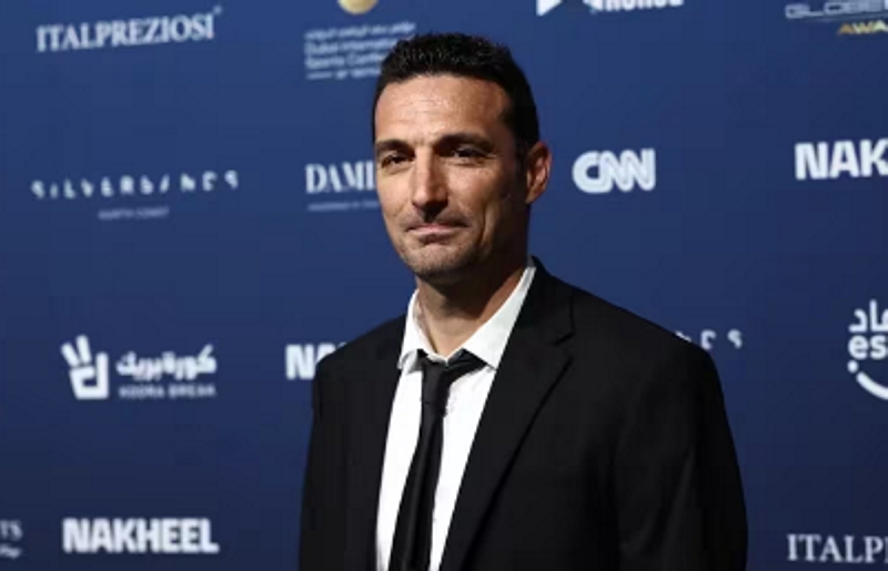 Scaloni confirmó que seguirá como entrenador de la selección argentina: “No era una despedida” Scaloni confirmó que seguirá como entrenador de la selección argentina: “No era una despedida”