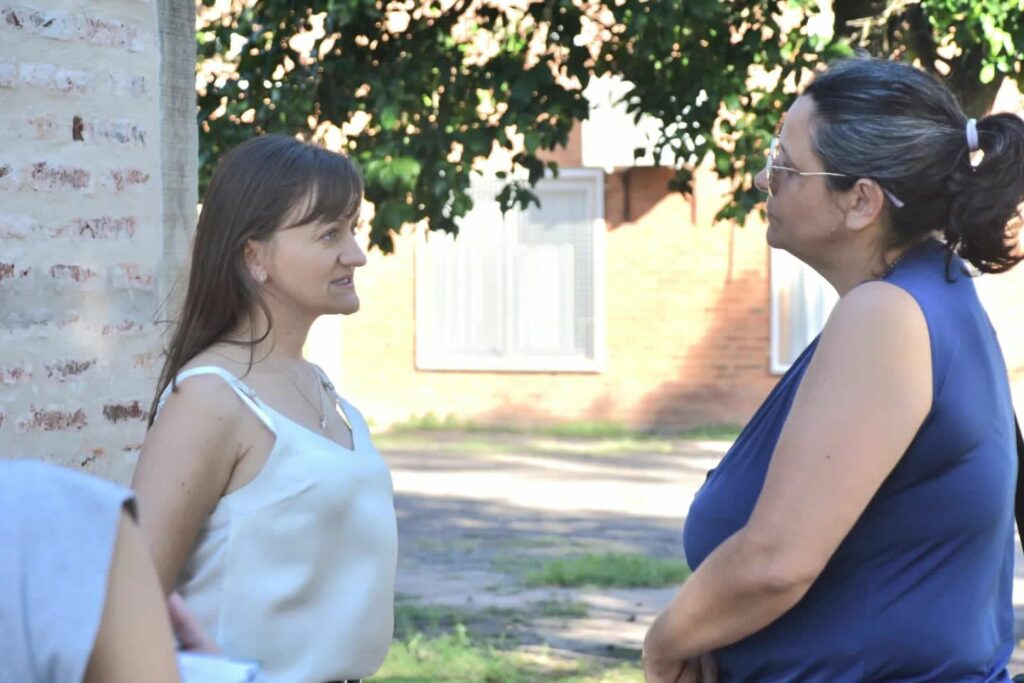 Schneider, en Colonia Popular: “Somos una gestión que escucha y resuelve”