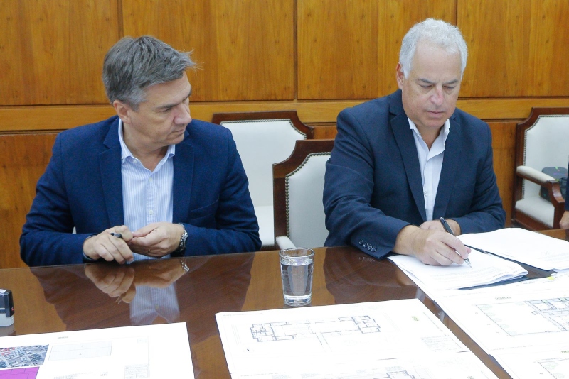 El Gobernador anunció la remodelación de 5 Centros de Integración y Fortalecimiento Familiar El Gobernador anunció la remodelación de 5 Centros de Integración y Fortalecimiento Familiar