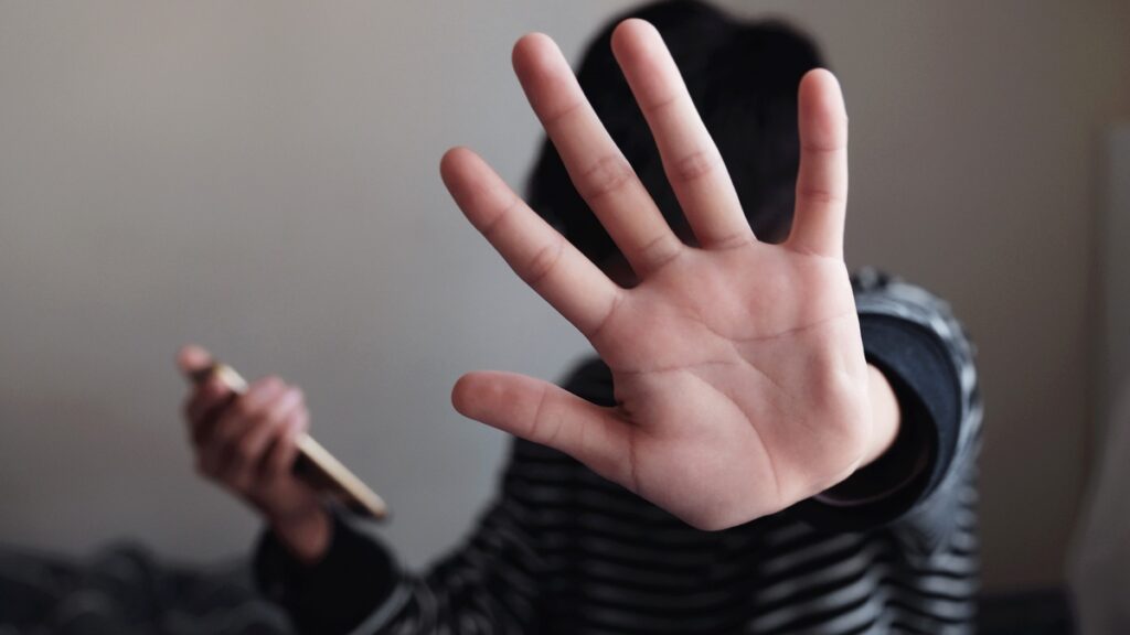 Allanan nueve viviendas en Argentina en marco de operativo internacional por abuso contra infancias