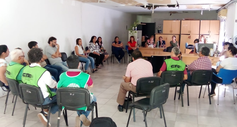 Trabajadores del Centro de Referencia se manifestarán este jueves contra el cierre y los despidos Trabajadores del Centro de Referencia se manifestarán este jueves contra el cierre y los despidos