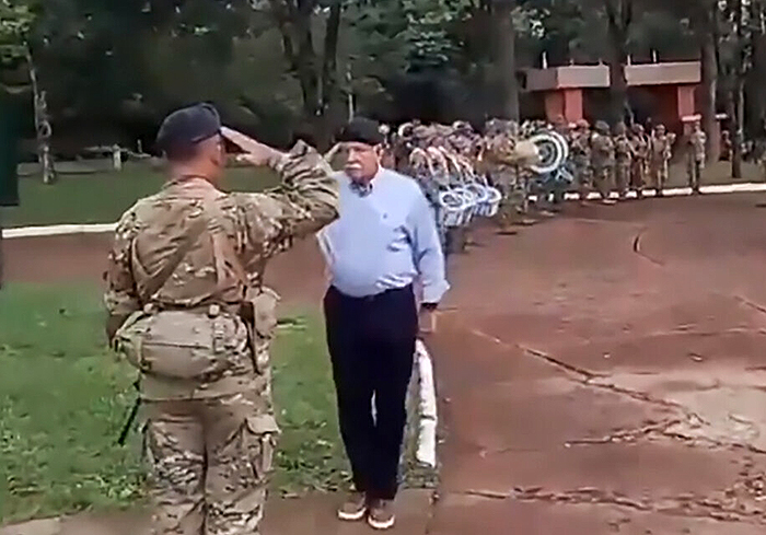 Determinan que el genocida Losito podrá seguir visitando cuarteles militares Determinan que el genocida Losito podrá seguir visitando cuarteles militares