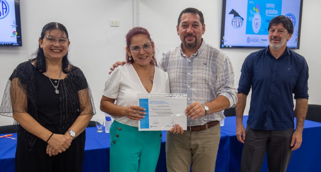 ATSA Chaco celebra la entrega de certificados del Curso de Cuidados Críticos en Enfermería