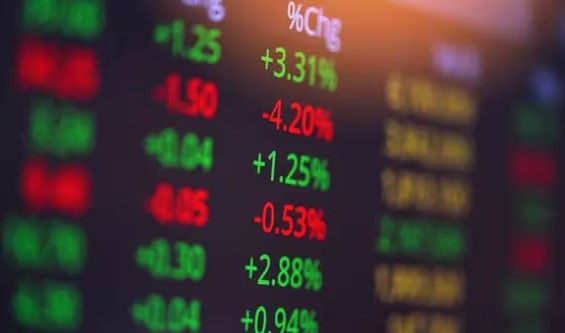 El S&P Merval en dólares se hunde 6,5% y el riesgo país alcanza los 660 puntos básicos El S&P Merval en dólares se hunde 6,5% y el riesgo país alcanza los 660 puntos básicos