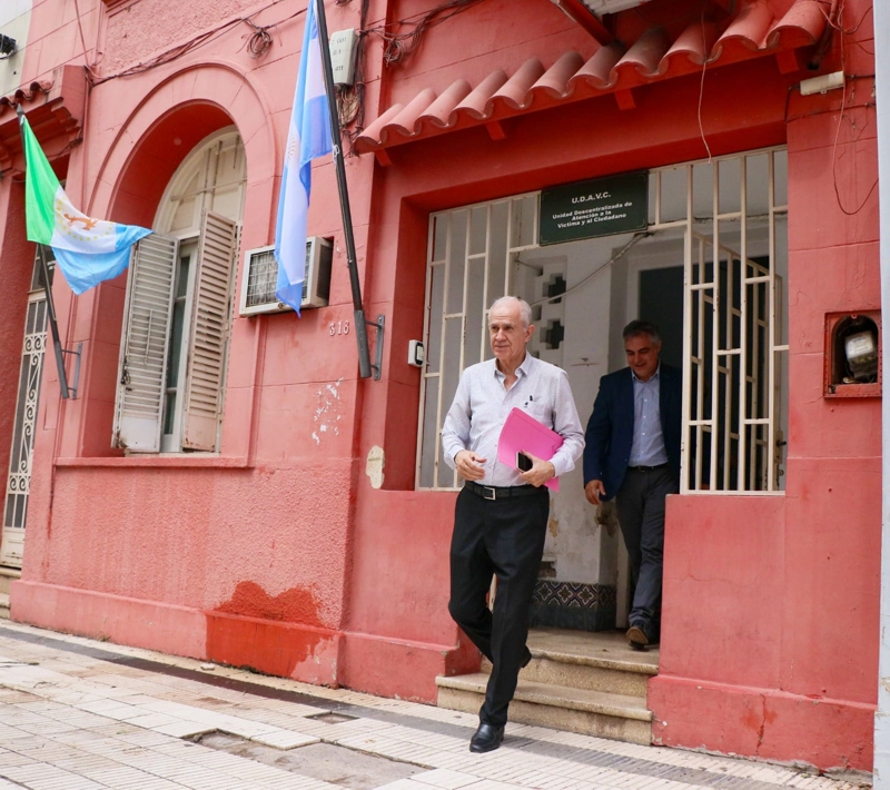 Roy Nikisch denunció penalmente a la gestión anterior de la Municipalidad de Resistencia Roy Nikisch denunció penalmente a la gestión anterior de la Municipalidad de Resistencia