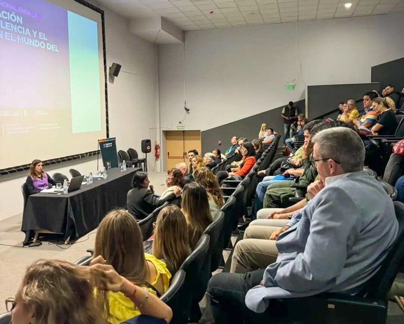 El Municipio de Resistencia ratificó su compromiso para la erradicación de la violencia laboral El Municipio de Resistencia ratificó su compromiso para la erradicación de la violencia laboral