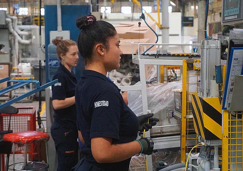 La caída de la demanda arrastra a la industria y Mabe, la ex Drean, despidió a casi el 25% de su personal en Córdoba La caída de la demanda arrastra a la industria y Mabe, la ex Drean, despidió a casi el 25% de su personal en Córdoba
