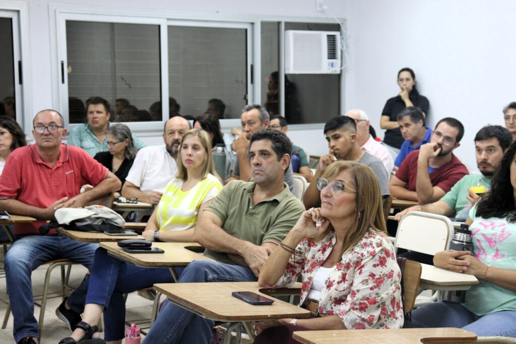 UTN: más de cien productores se capacitaron en cadena de valor de la miel