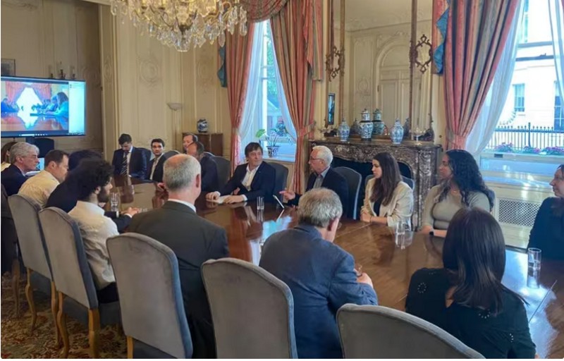 Dura carta de investigadores argentinos en el Reino Unido al director del Conicet: la ciencia puede encaminarse a una situación crítica Dura carta de investigadores argentinos en el Reino Unido al director del Conicet: la ciencia puede encaminarse a una situación crítica