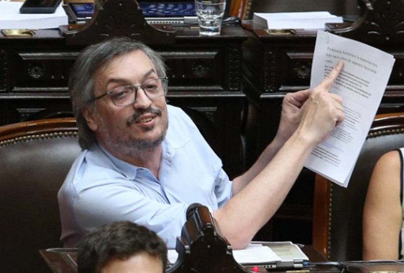 Máximo Kirchner cuestionó al Gobierno español tras sus críticas contra Milei Máximo Kirchner cuestionó al Gobierno español tras sus críticas contra Milei