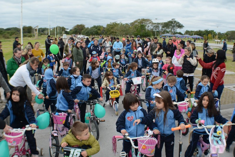Fiesta de los Jardines de Infantes: bicicleteada solidaria, con acompañamiento municipal Fiesta de los Jardines de Infantes: bicicleteada solidaria, con acompañamiento municipal
