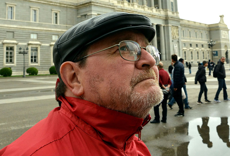 La transpoesía de Pedro Solans: “Oscuro y sin luceros” La transpoesía de Pedro Solans: “Oscuro y sin luceros”