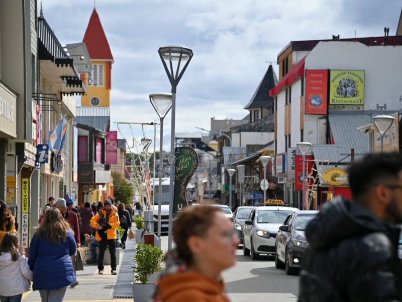 Comercios fueguinos recibieron facturas de luz con 1000% de aumento: “Imposibles de pagar” Comercios fueguinos recibieron facturas de luz con 1000% de aumento: “Imposibles de pagar”