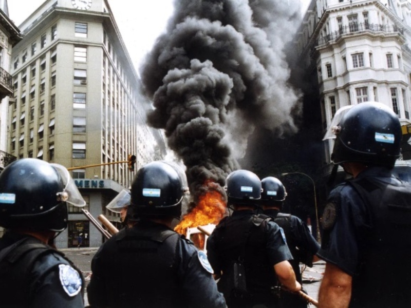 La Corte dejó firme la primera condena por la represión del 19 y 20 de diciembre de 2001 La Corte dejó firme la primera condena por la represión del 19 y 20 de diciembre de 2001