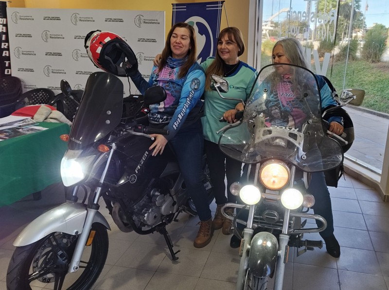 Impronta femenina este sábado para la “Expo Moto” en el Parque de la Democracia Impronta femenina este sábado para la “Expo Moto” en el Parque de la Democracia