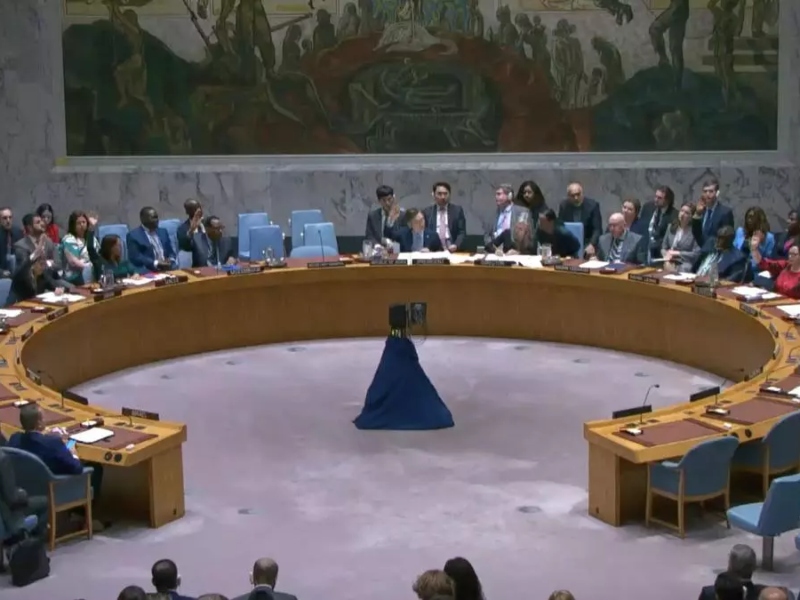 El Consejo de Seguridad de la ONU aprueba la resolución de alto el fuego en Gaza presentada por Estados Unidos El Consejo de Seguridad de la ONU aprueba la resolución de alto el fuego en Gaza presentada por Estados Unidos