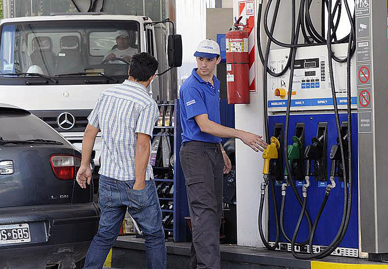 El sindicato de empleados de Estaciones de Servicio rechaza los convenios laborales por empresa El sindicato de empleados de Estaciones de Servicio rechaza los convenios laborales por empresa