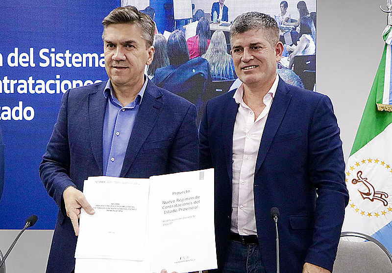 El gobernador Zdero presentó el nuevo Régimen de Contrataciones en el Estado chaqueño El gobernador Zdero presentó el nuevo Régimen de Contrataciones en el Estado chaqueño