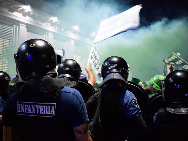 Denuncian al gobernador y al jefe de Policía por obstaculizar una manifestación pública Denuncian al gobernador y al jefe de Policía por obstaculizar una manifestación pública