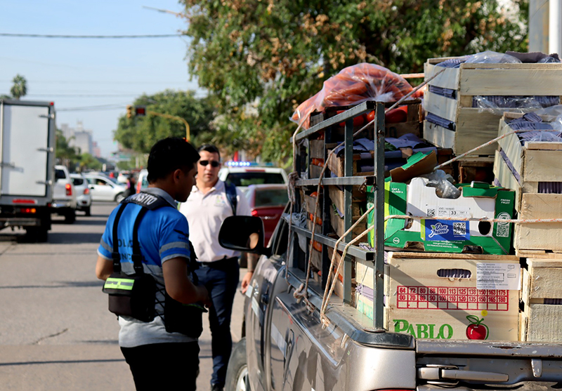 La Municipalidad controla el ingreso de alimentos de la ciudad de Resistencia La Municipalidad controla el ingreso de alimentos de la ciudad de Resistencia