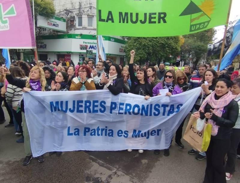 A 9 años del primer “ni una menos”, mujeres peronistas marcharon y reclamaron justicia y políticas públicas A 9 años del primer “ni una menos”, mujeres peronistas marcharon y reclamaron justicia y políticas públicas