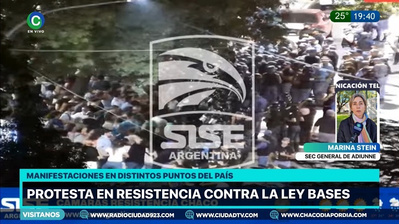 Manifestación en la plaza 25 de Mayo: “Estamos diciendo no a esta ley que nos afecta al conjunto de los argentinos” Manifestación en la plaza 25 de Mayo: “Estamos diciendo no a esta ley que nos afecta al conjunto de los argentinos”