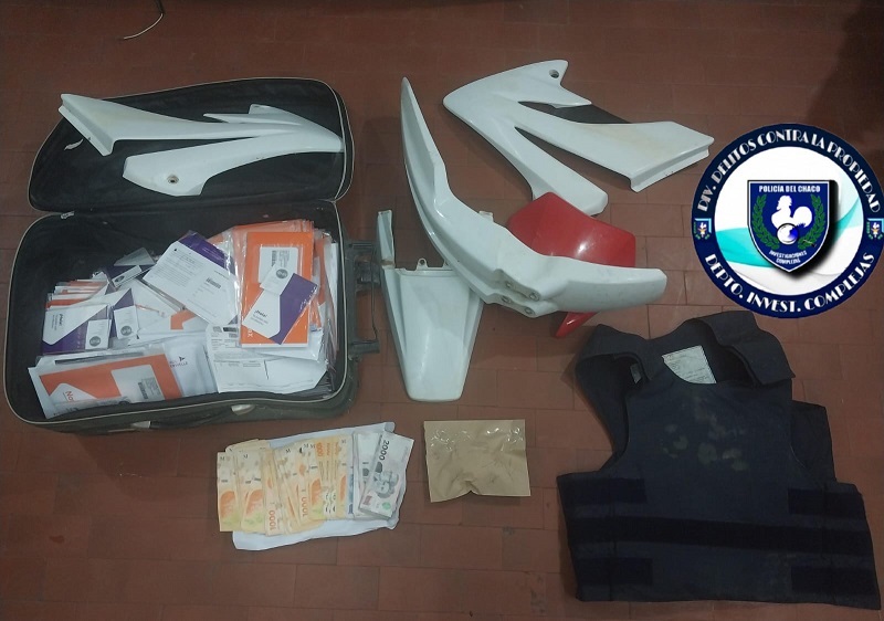 Nuevos allanamientos y más detenidos por el robo de 3 millones de un camión de reparto Nuevos allanamientos y más detenidos por el robo de 3 millones de un camión de reparto