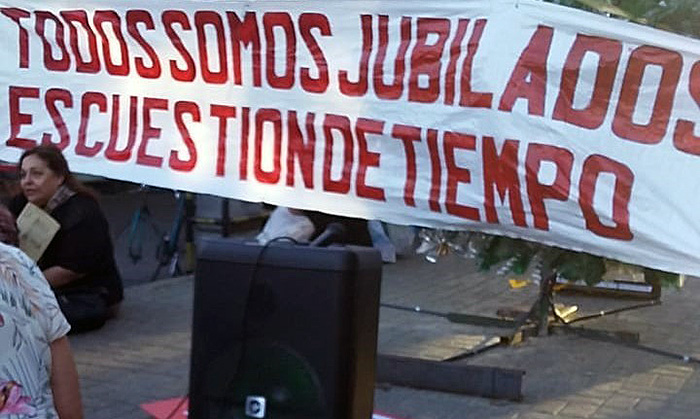 Impulsan subir a 65 años la edad jubilatoria de las mujeres y reformar la ley de contrato de trabajo Impulsan subir a 65 años la edad jubilatoria de las mujeres y reformar la ley de contrato de trabajo