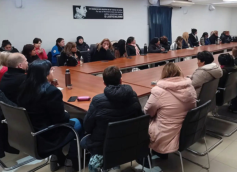 Chapo se reunió en el Partido Justicialistas con mujeres peronistas de Resistencia Chapo se reunió en el Partido Justicialistas con mujeres peronistas de Resistencia