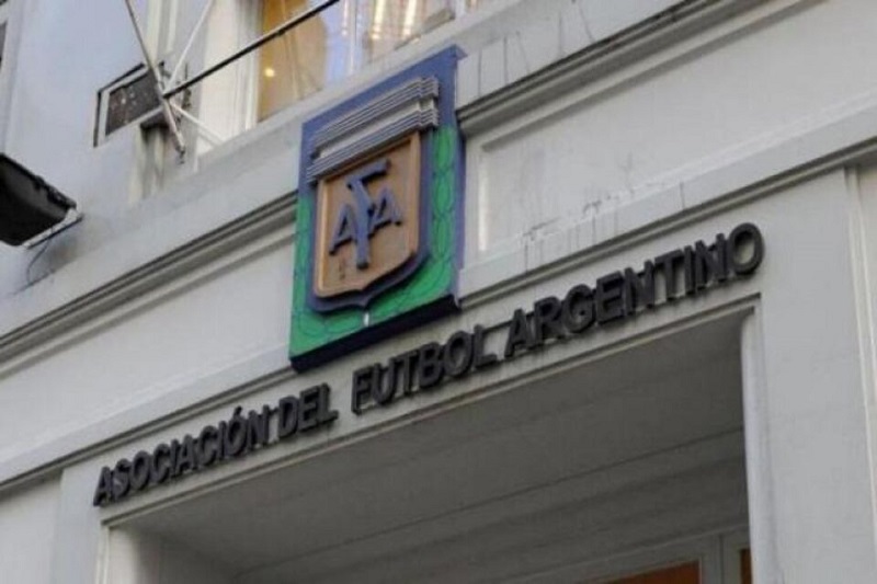 La AFA advirtió que la FIFA podría sancionarla si el Gobierno implementa las SAD La AFA advirtió que la FIFA podría sancionarla si el Gobierno implementa las SAD