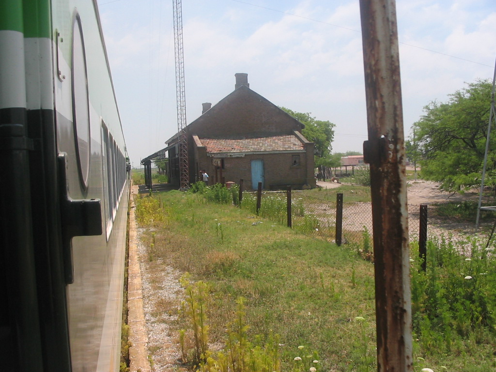 Condenaron al Estado Nacional por el entierro de pesticidas que provocó la enfermedad y muerte de personas Condenaron al Estado Nacional por el entierro de pesticidas que provocó la enfermedad y muerte de personas