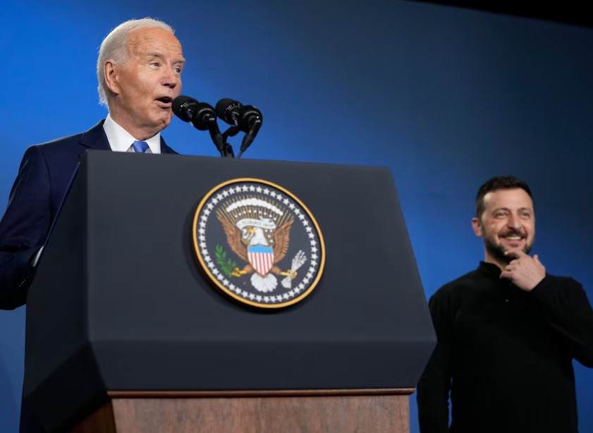 Nuevo blooper de Biden: confundió a Zelenski con Putin durante una conferencia de la OTAN Nuevo blooper de Biden: confundió a Zelenski con Putin durante una conferencia de la OTAN