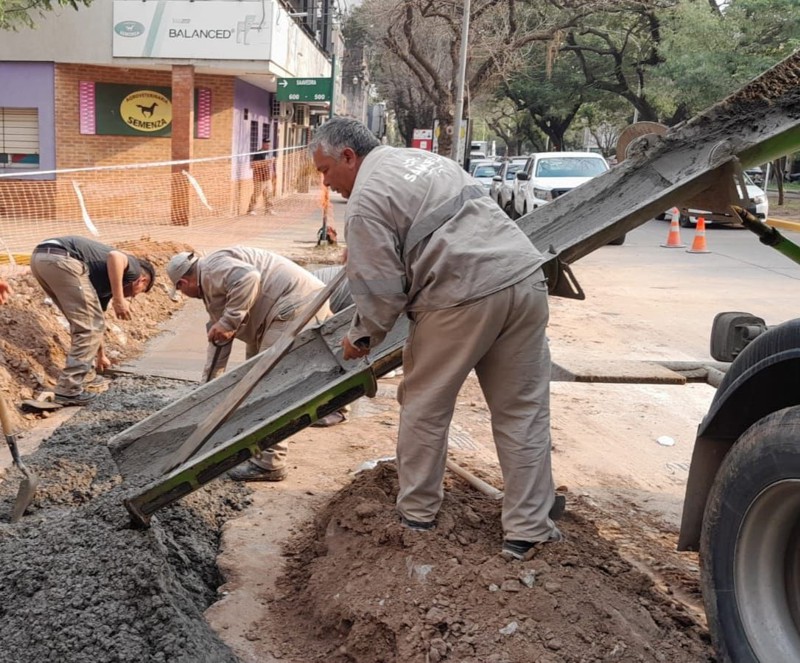 SAMEEP continúa con su plan integral de bacheo en distintos puntos de Resistencia y Barranqueras SAMEEP continúa con su plan integral de bacheo en distintos puntos de Resistencia y Barranqueras