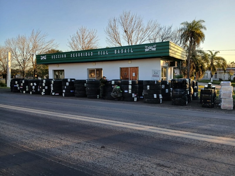 Interceptaron 520 encomiendas que contenían mercadería de contrabando en Ruta 11 Interceptaron 520 encomiendas que contenían mercadería de contrabando en Ruta 11