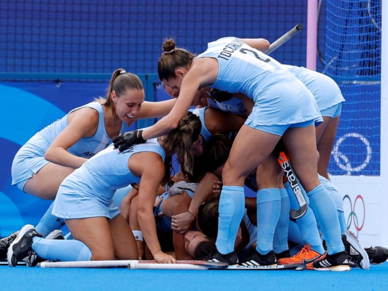 Las Leonas vencieron por penales a Bélgica y ganaron la medalla de bronce en los Juegos Olímpicos de París 2024 Las Leonas vencieron por penales a Bélgica y ganaron la medalla de bronce en los Juegos Olímpicos de París 2024
