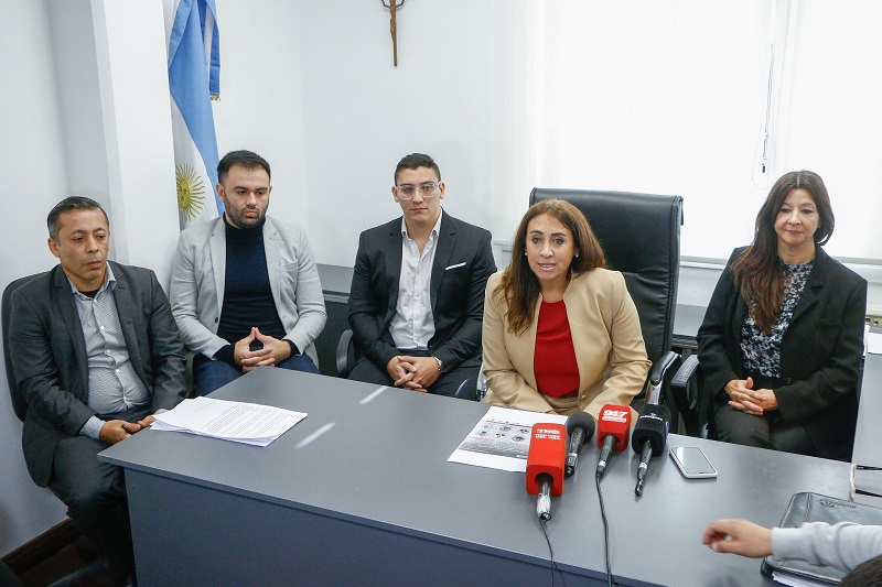 Feria del Libro Jurídico: el Gobierno provincial capacitará sobre los nuevos paradigmas de la administración pública Feria del Libro Jurídico: el Gobierno provincial capacitará sobre los nuevos paradigmas de la administración pública