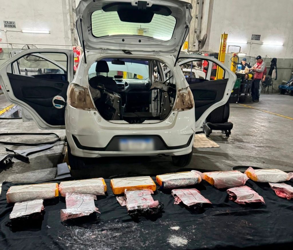 Detuvieron a una dirigente social acusada de transportar seis kilos de cocaína