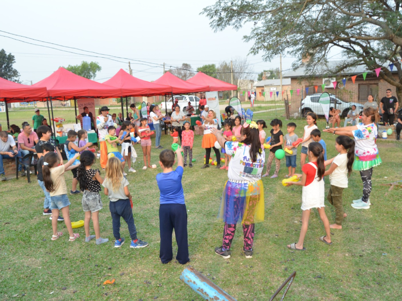 En el barrio San Antonio, el Mes de las Infancias sumó otra tarde a plena alegría En el barrio San Antonio, el Mes de las Infancias sumó otra tarde a plena alegría