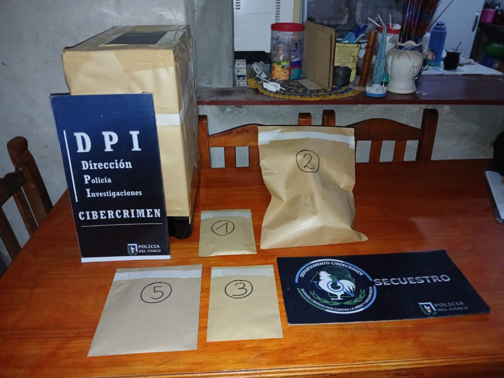 Detuvieron a presunto abusador de menores: organizaba “pijamadas”, acosaba y pedía fotos íntimas a adolescentes