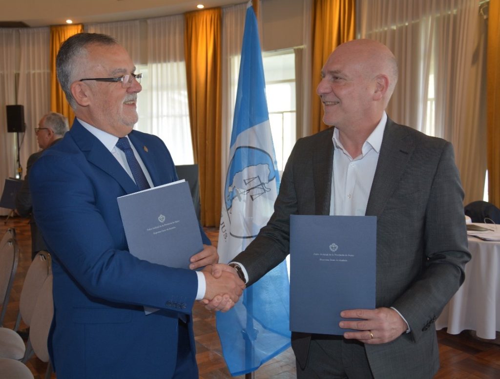 Cortes de Chaco y Mendoza acordaron fortalecer la justicia de pequeñas causas