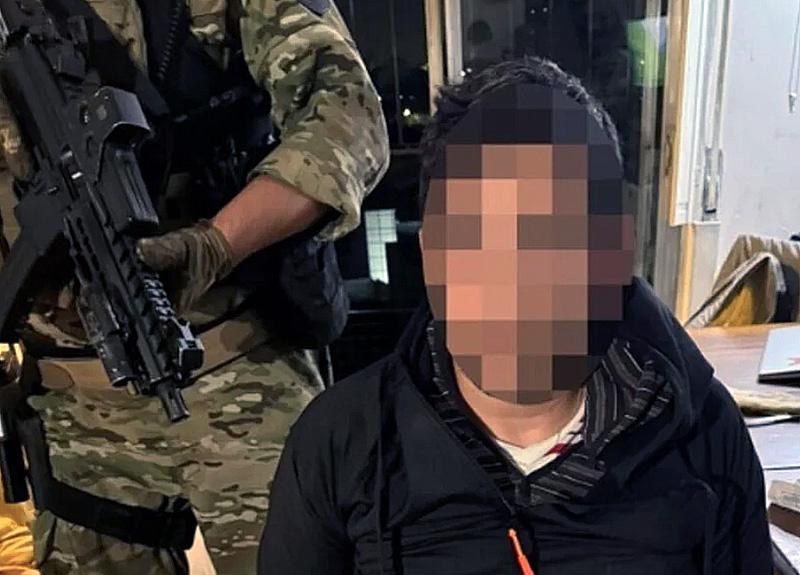 Liberaron al único detenido por el paquete sospechoso que explotó en La Rural Liberaron al único detenido por el paquete sospechoso que explotó en La Rural