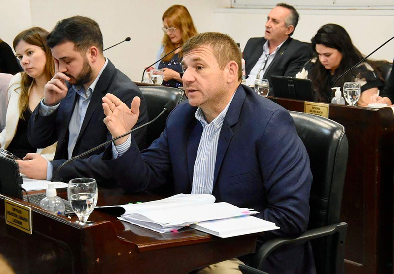 Interbloque JxC: ”Obedientes de Capitanich frustraron el crédito para invertir en energía” Interbloque JxC: ”Obedientes de Capitanich frustraron el crédito para invertir en energía”