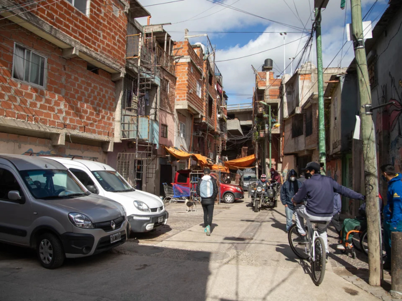 La clase media ya se autopercibe pobre, con las urnas a la vuelta de la esquina La clase media ya se autopercibe pobre, con las urnas a la vuelta de la esquina