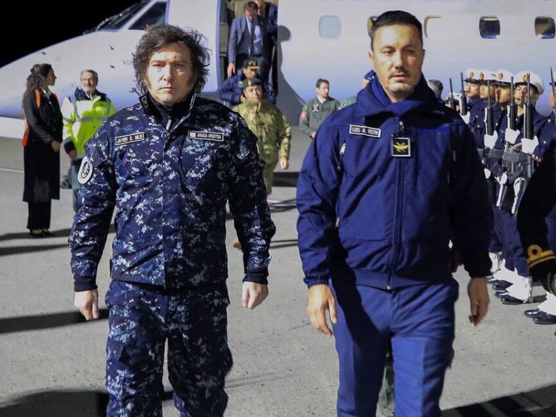 “Secreto militar”: Milei le habilita a Petri gastos a discreción “Secreto militar”: Milei le habilita a Petri gastos a discreción