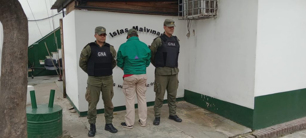 Ya está detenido en el Chaco el hijo de Tito López, que se encontraba en Chile Ya está detenido en el Chaco el hijo de Tito López, que se encontraba en Chile